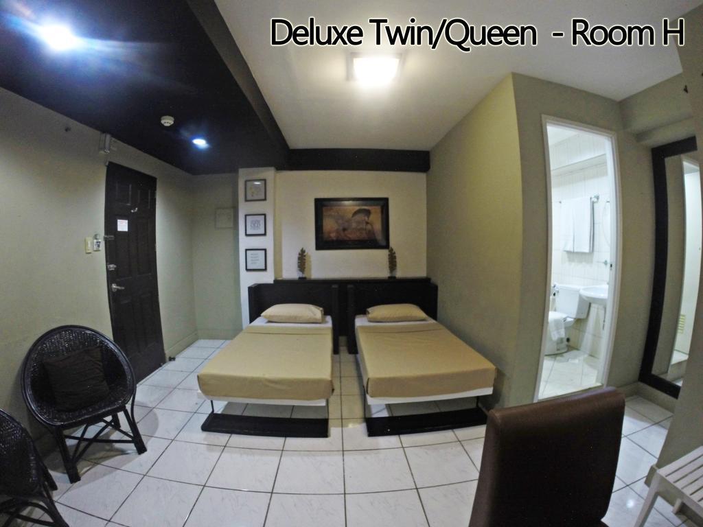 Urban Inn Iloilo Powered By Cocotel Room photo