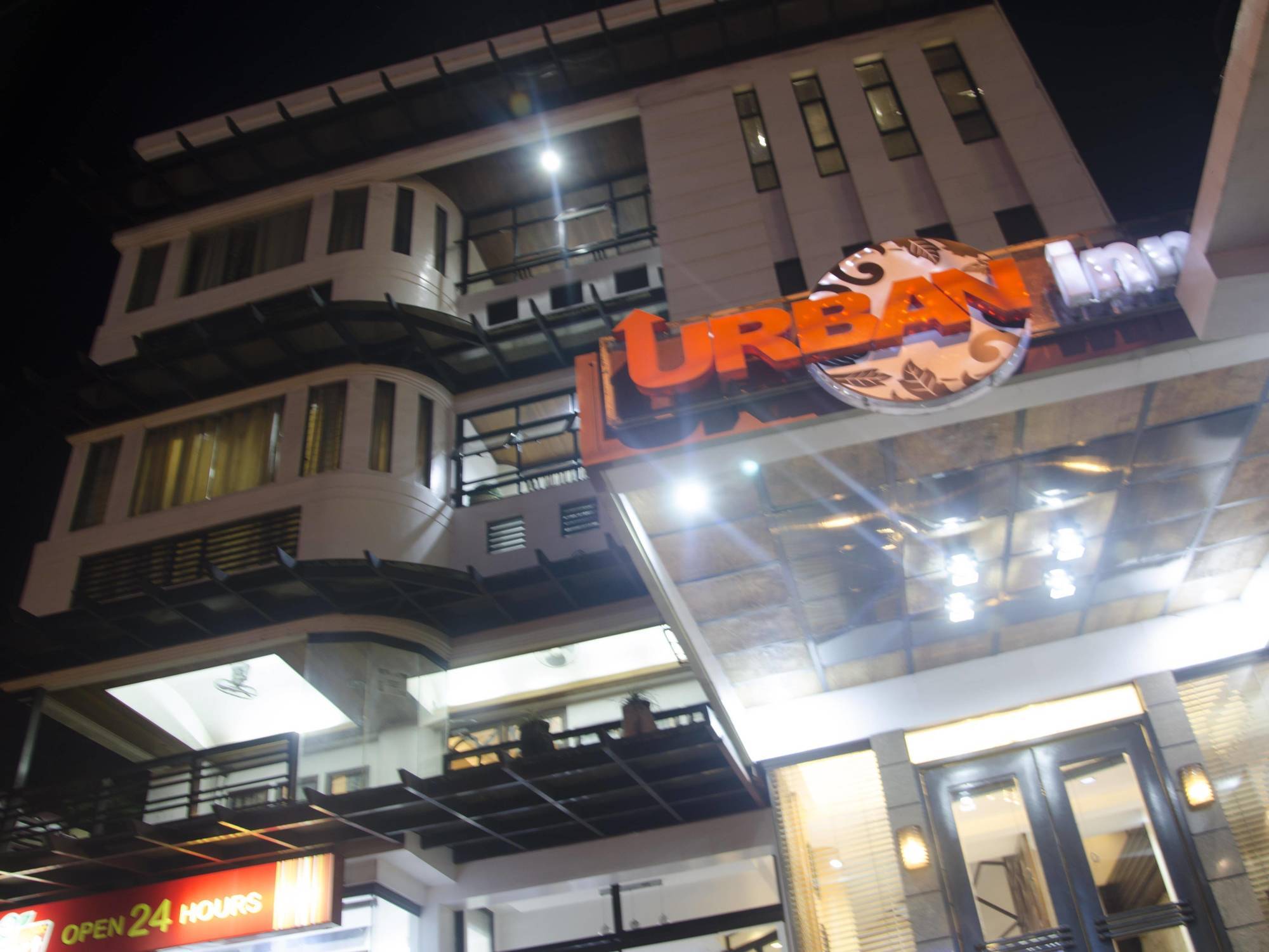 Urban Inn Iloilo Powered By Cocotel Exterior photo